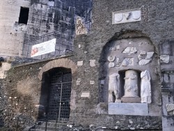 Ingresso mostra al Mausoleo di Cecilia Metella