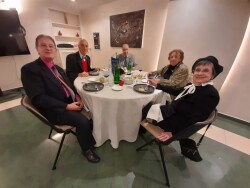 TAVOLO PRESIDENZIALE